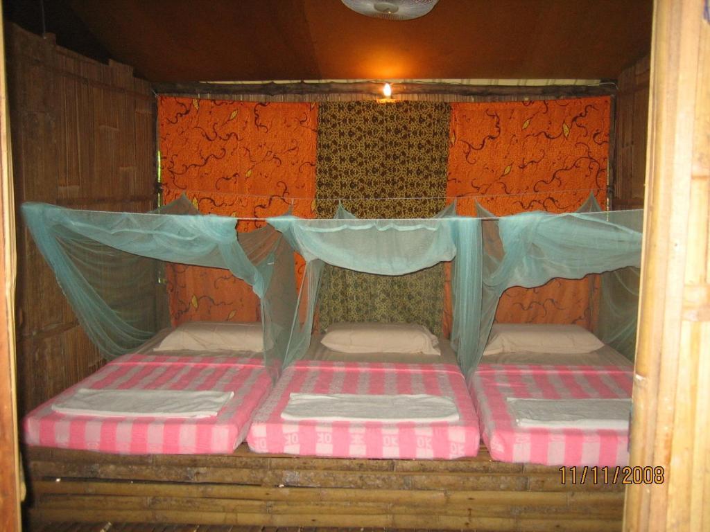 Sabah Tea Garden-Longhouses Ranau Phòng bức ảnh